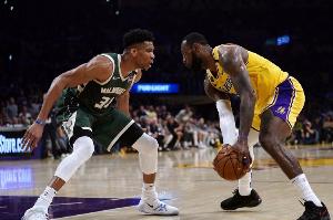 2020年代以来每年都入选最佳阵球员：字母哥 约基奇 詹姆斯