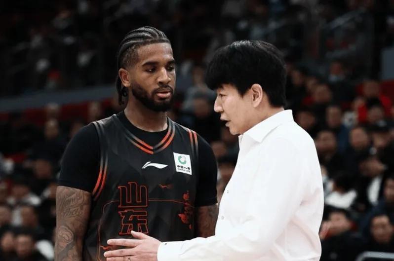 胜吉林采访！邱彪点赞2将，解析七连胜原因，高诗岩致谢队友帮助