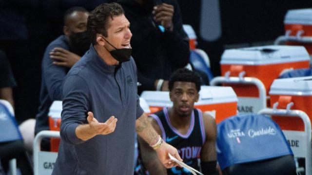 云开体育官网入口-连负东西部垫底球队 五连败的国王冲刺期疲软